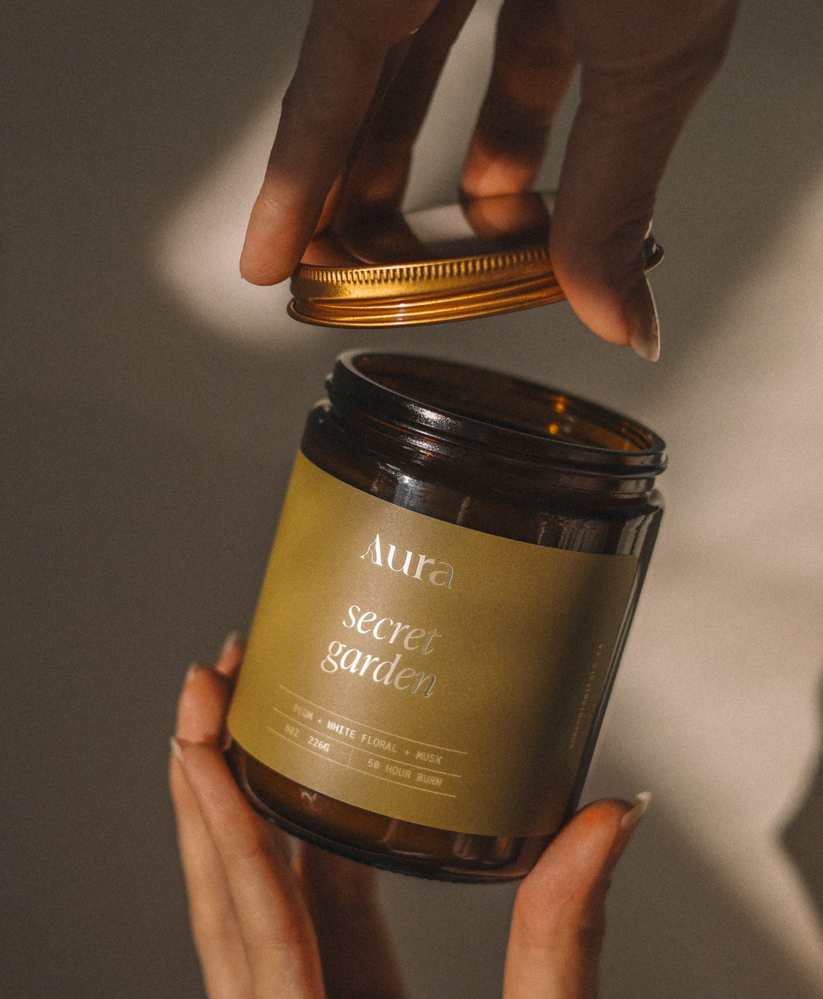 secret garden | plum + white floral + musk