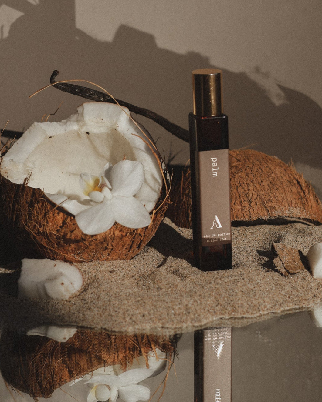 palm | vanilla + coconut + orchid