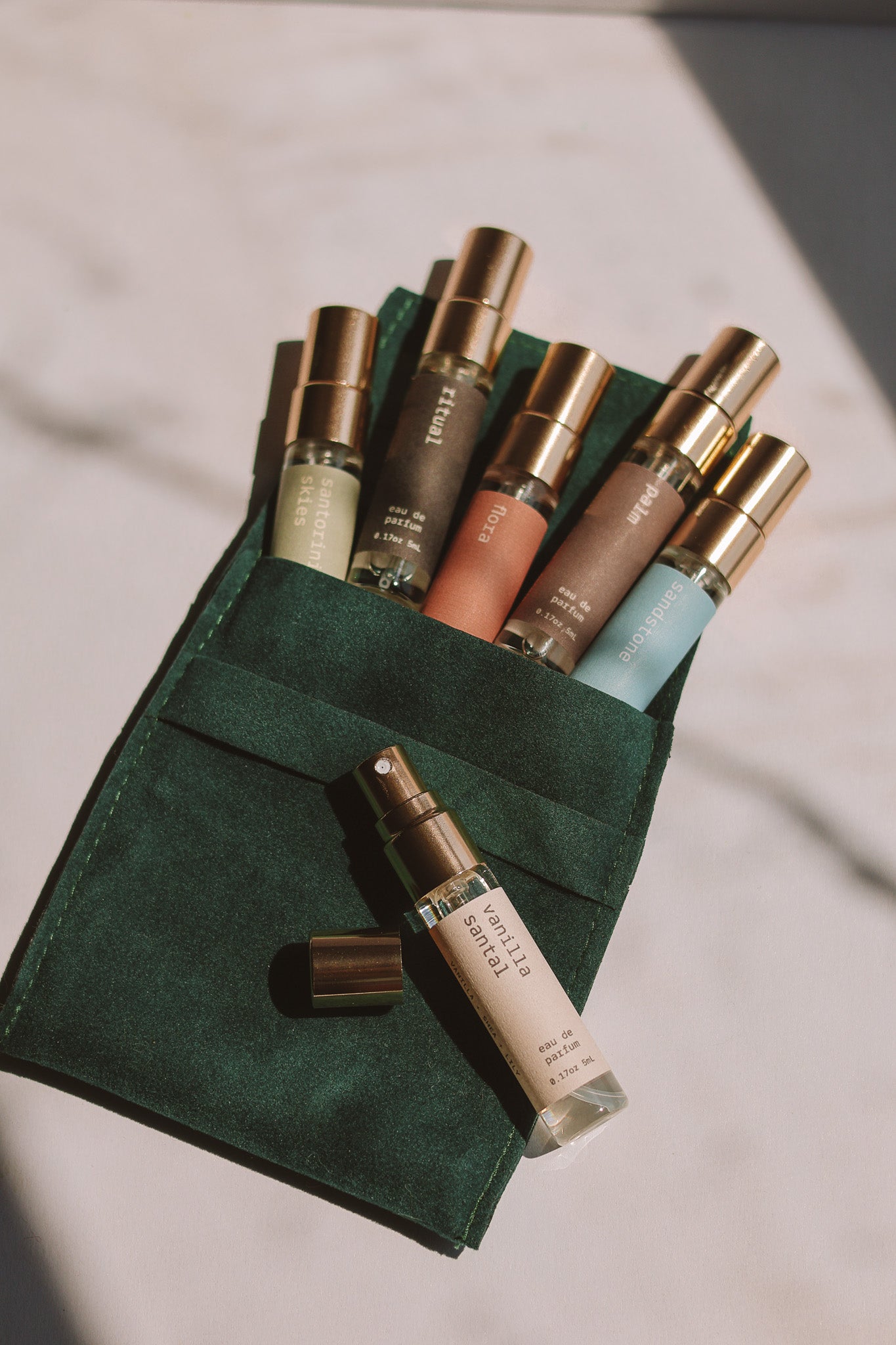 Aura Perfume Discovery Set
