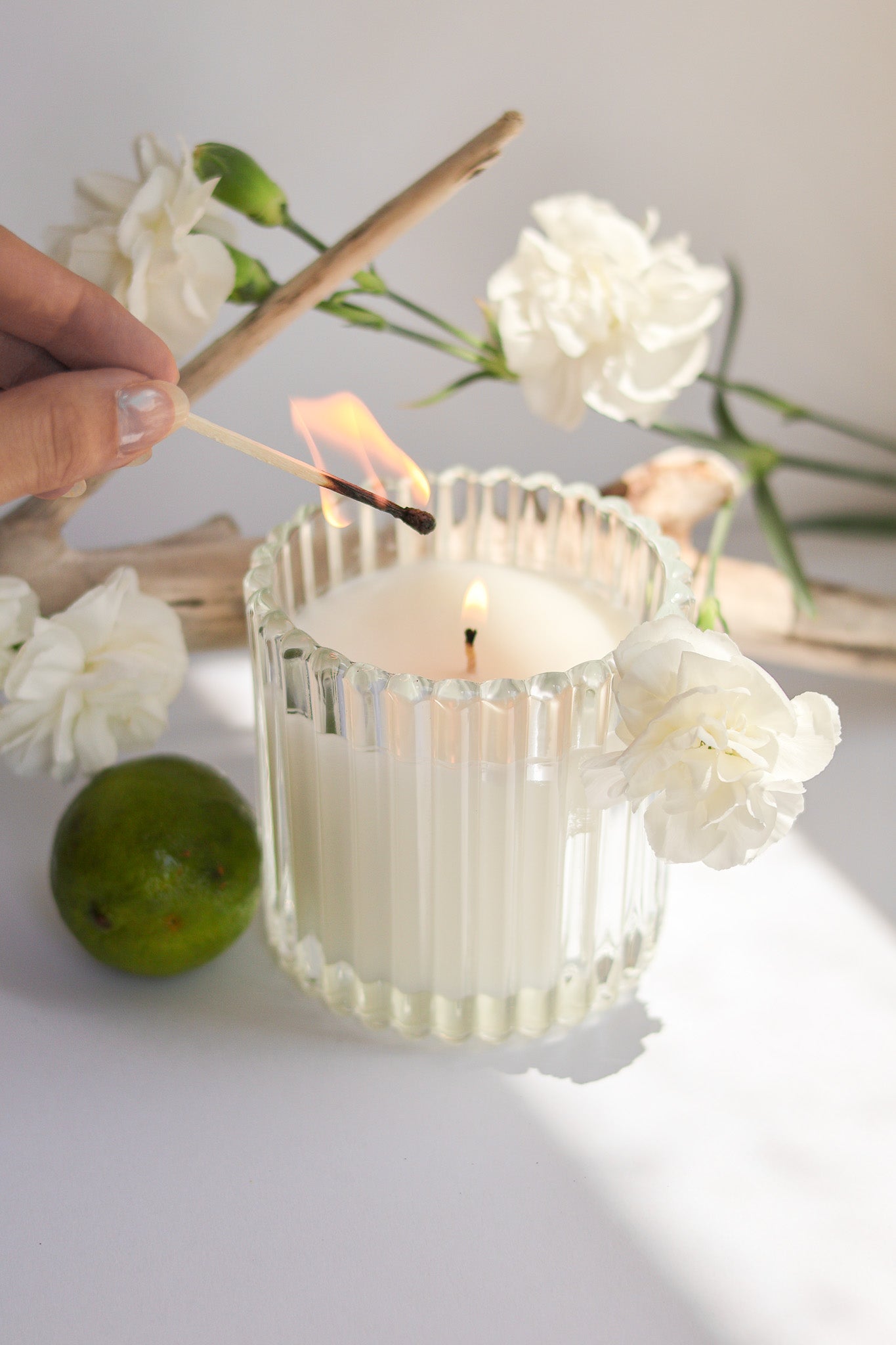 Load video: matcha sunrise | bergamot + matcha + fig + sandalwood